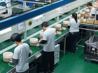 從高校畢業(yè)生到電商公司CEO:大學(xué)生創(chuàng)業(yè)者在拼多多帶動(dòng)大批就業(yè) 家用電器
